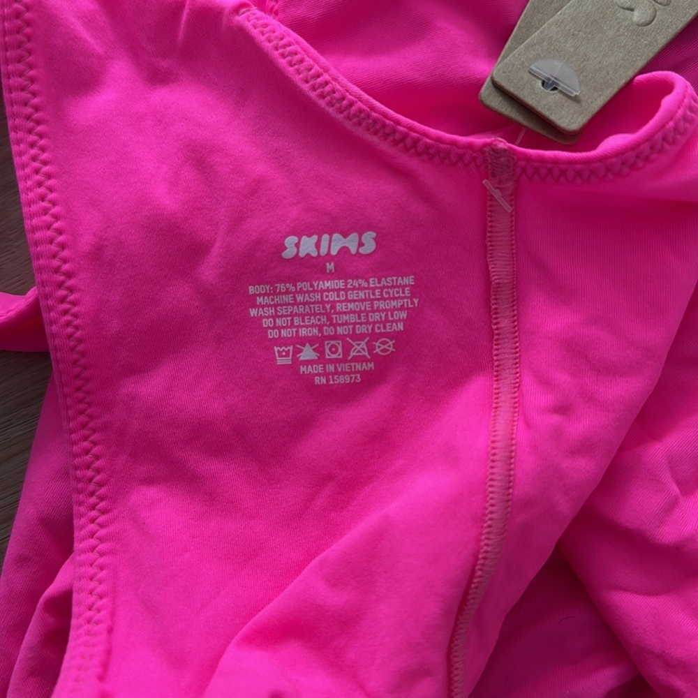 Fits Everybody High Cut Bodysuit in Neon Pink NWT - Picture 12 of 12